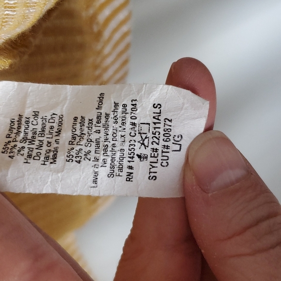 Striped Blouse with Balloon Sleeves EUC - Picture 5 of 5